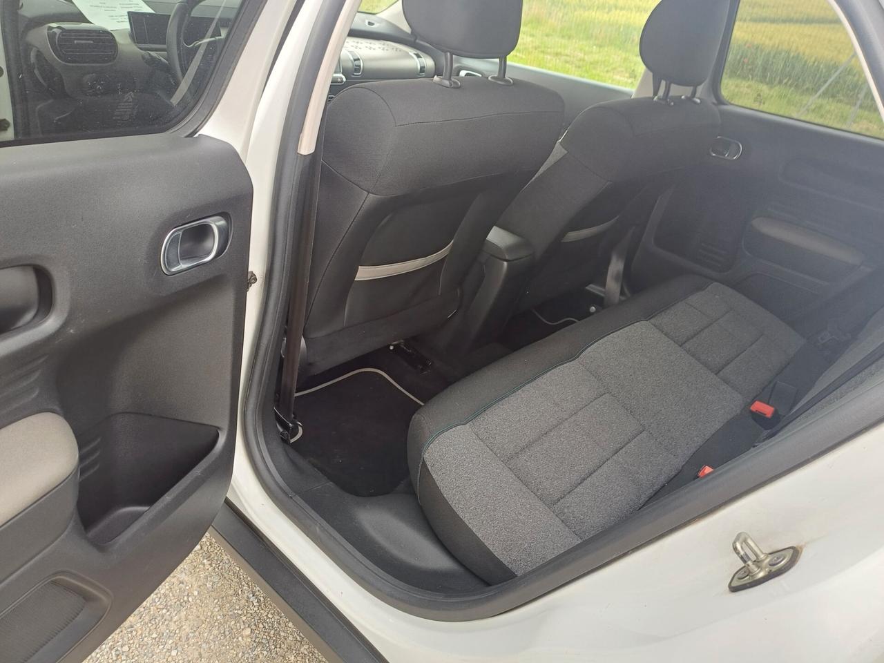 Citroen C4 Cactus BlueHDi 100 S&S Shine
