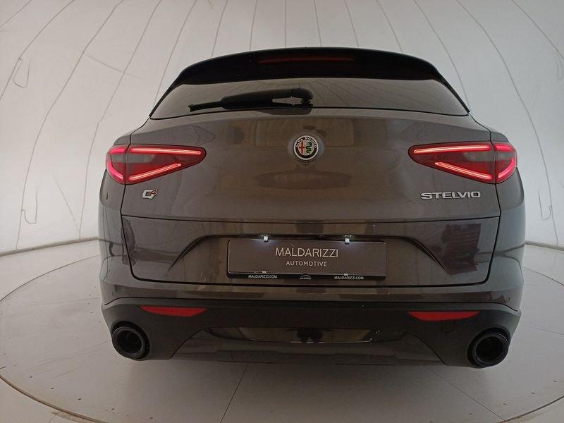 Alfa Romeo Stelvio 2022 2.2 t Sprint Q4 190cv auto