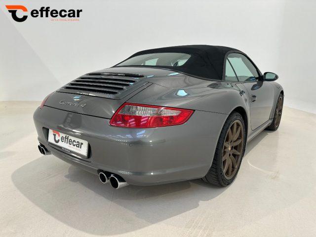 PORSCHE 911 Carrera 4 Cabriolet