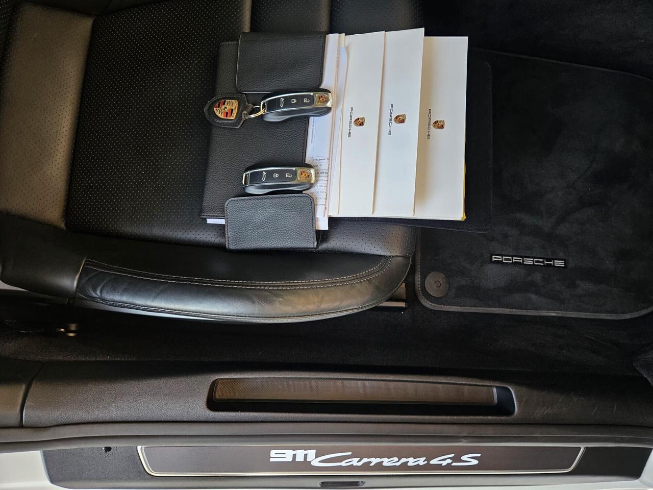 Porsche 992 4S Iva Esposta
