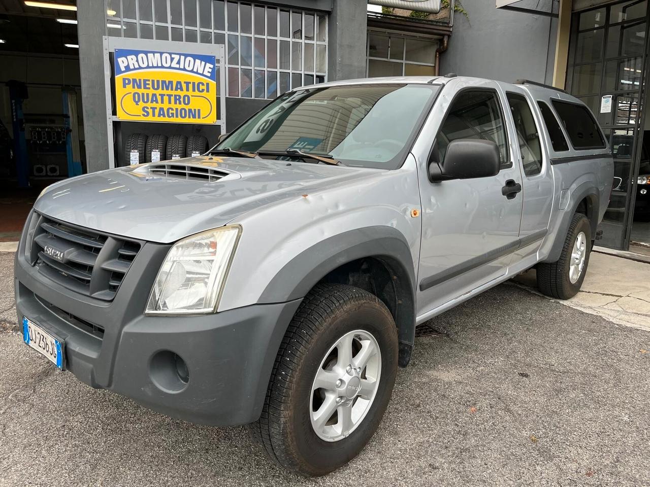 Isuzu D-Max 3.0 TD cat Crew Cab 4WD Pup LS Roadmap