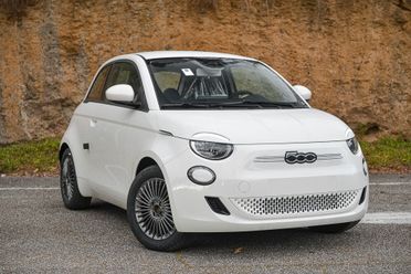 Fiat 500 Icon Berlina 42 kWh