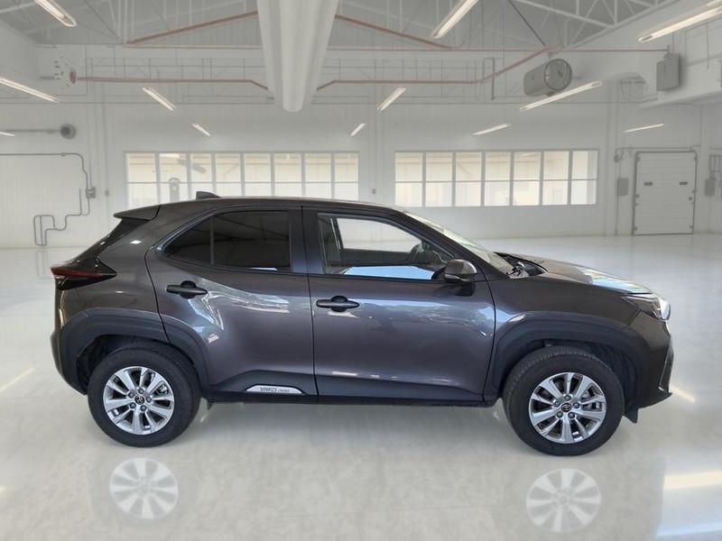 TOYOTA YARIS CROSS 1.5H 92 CV E-CVT BUSINESS SUV