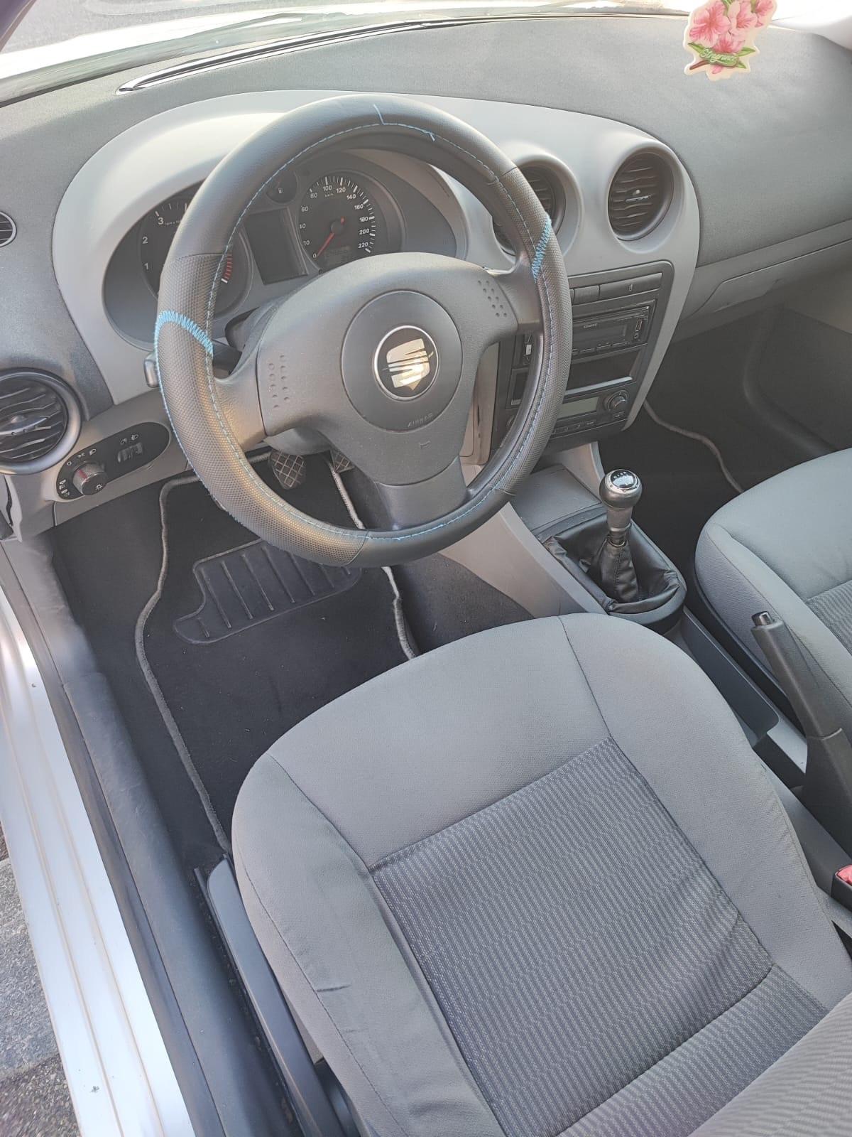 Seat Ibiza 1.4 16V 5p. Signo