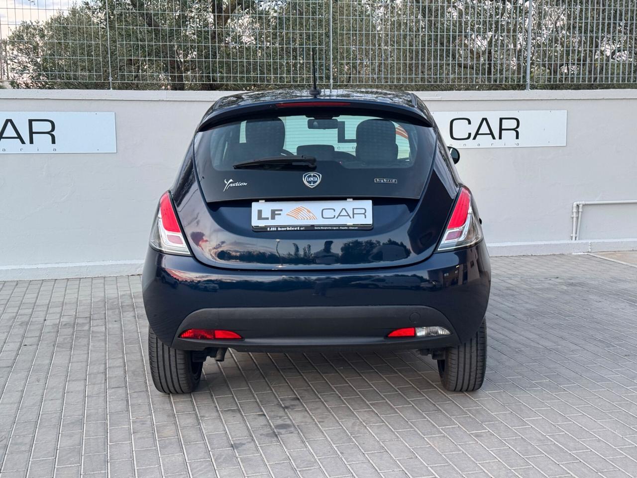 Lancia Ypsilon 1.0 FireFly 5 porte S&S Hybrid Ecochic Gold 70 cv