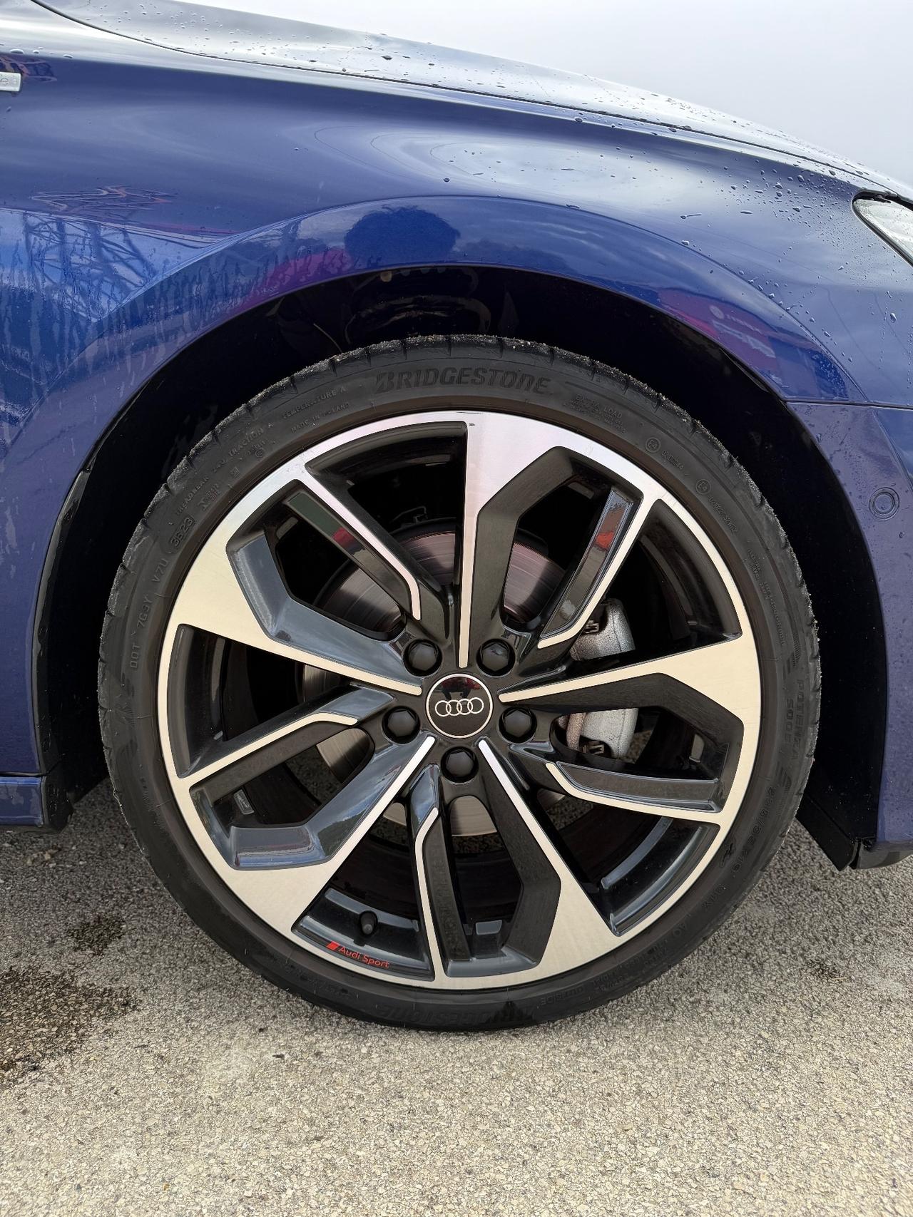 Audi A3 SPB 40 TDI quattro S tronic line edition