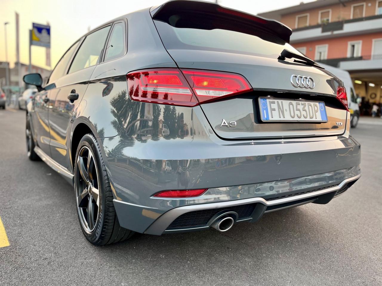 Audi A3 S-Line 1.6 TDI 116 CV tronic Sport