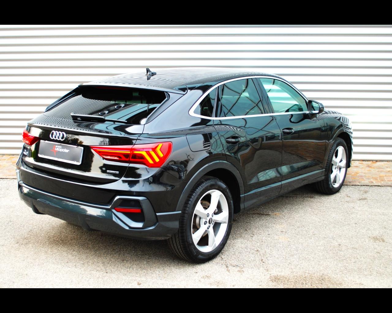 AUDI Q3 SPORTBACK 40 TDI QUATTRO S-TRONIC BUSINESS PLUS