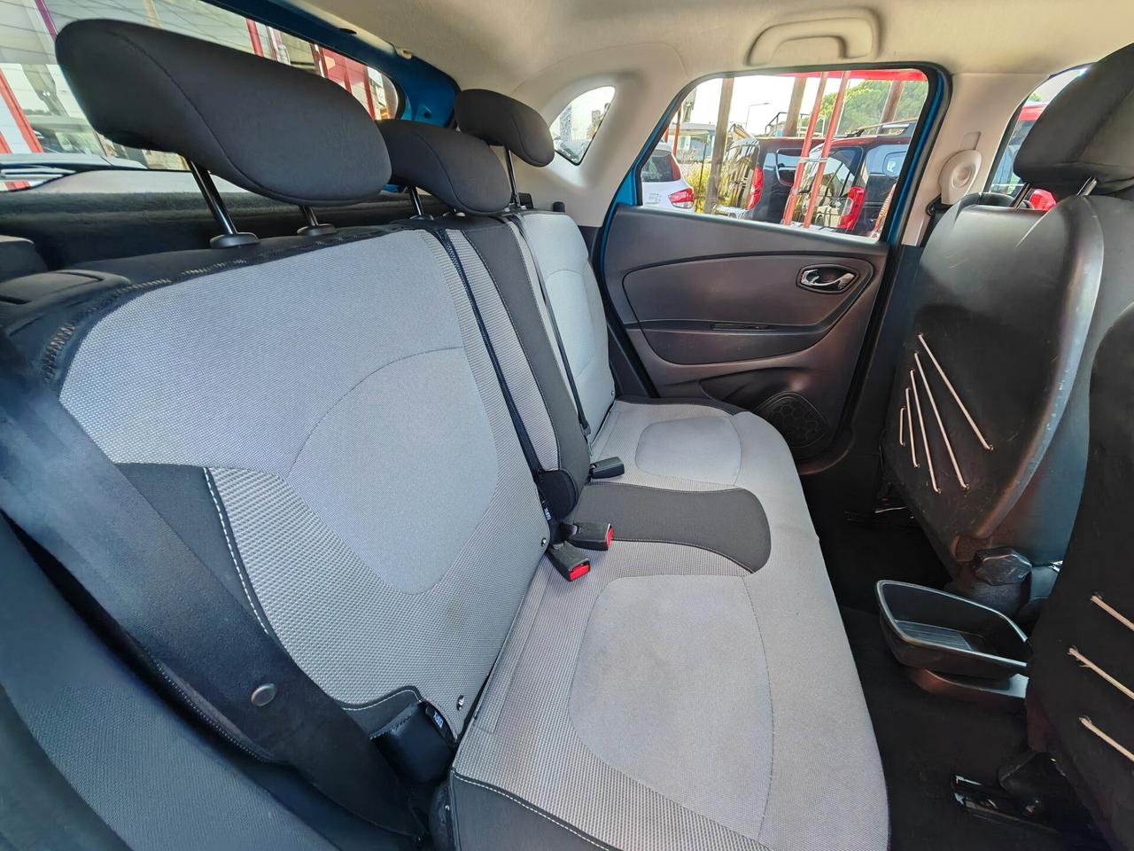 Renault Captur 1.5 diesel 03/2015 Cv90