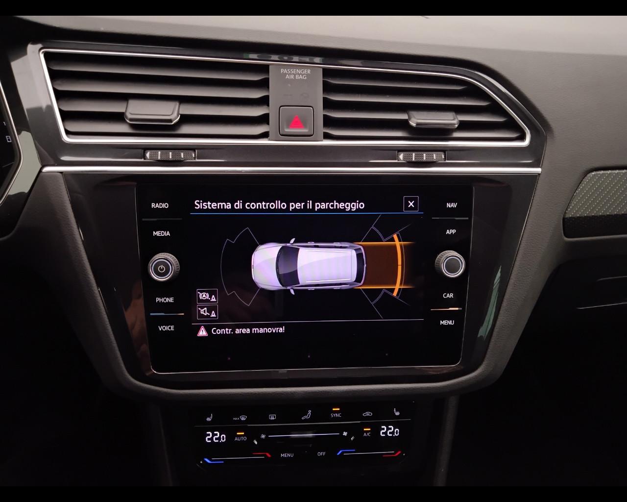 VOLKSWAGEN Tiguan II 2021 - Tiguan 2.0 tdi R-Line 4motion 150cv dsg