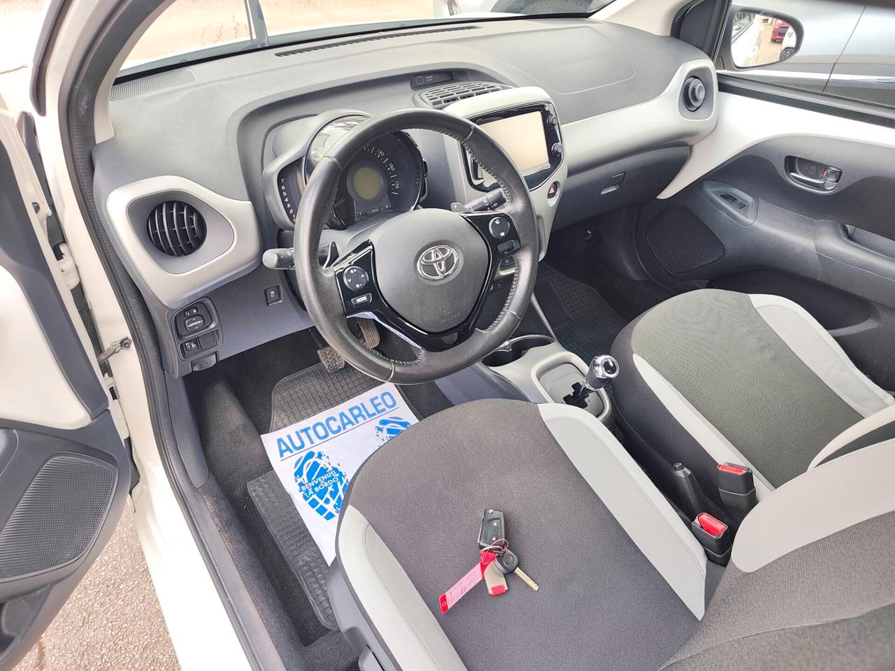 Toyota Aygo 1.0 BENZINA CAMBIO AUTOMATICO MMT