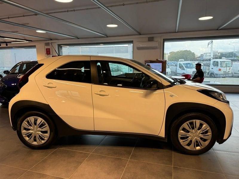 Toyota Aygo X Aygo X 1.0 Active 72cv