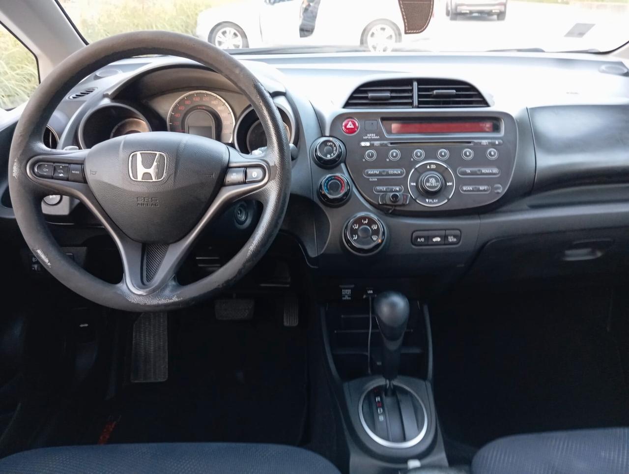 Honda Jazz 1.4 i-VTEC Elegance CVT