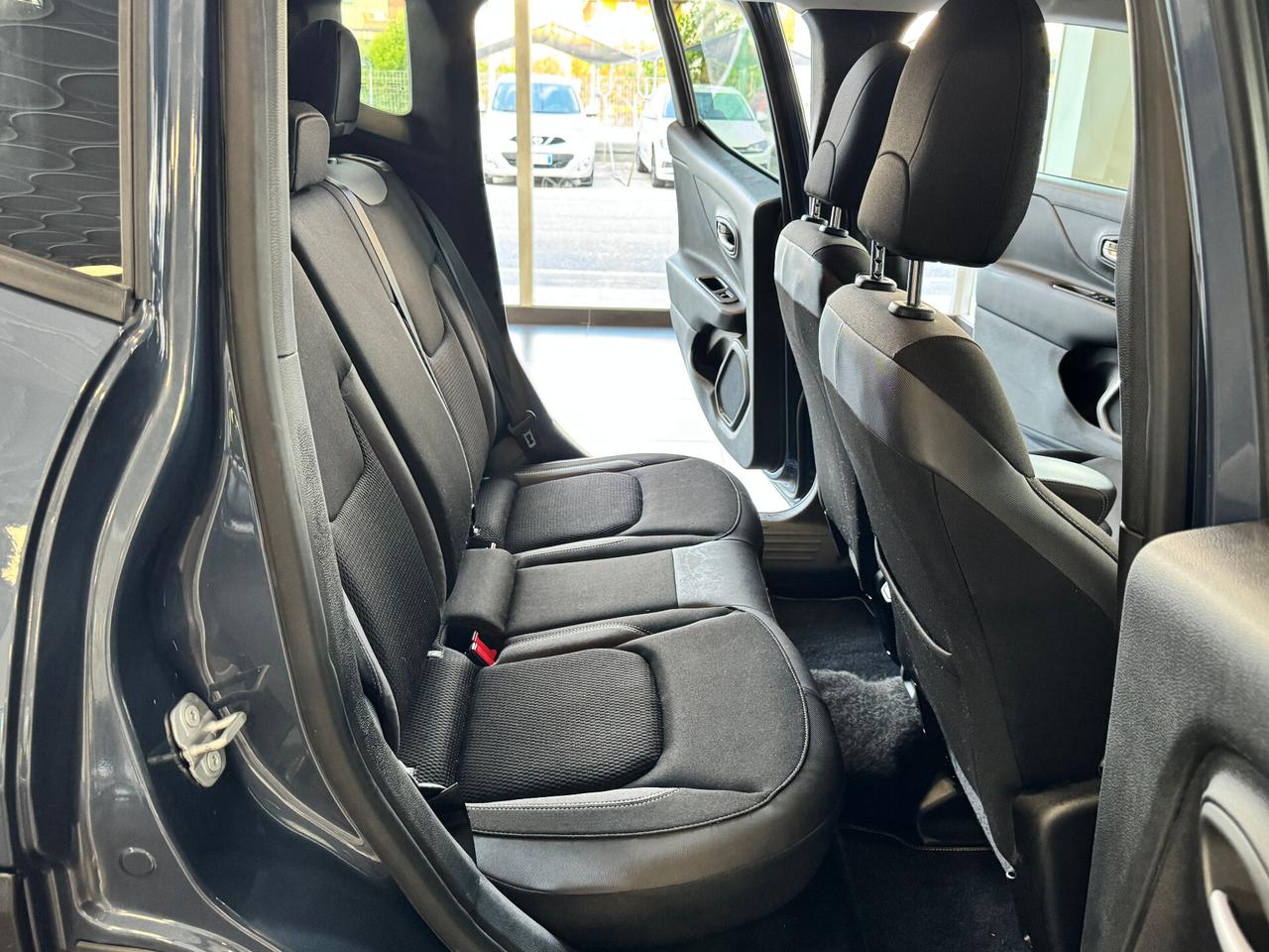 Jeep Renegade 1.5 Turbo T4 MHEV Limited