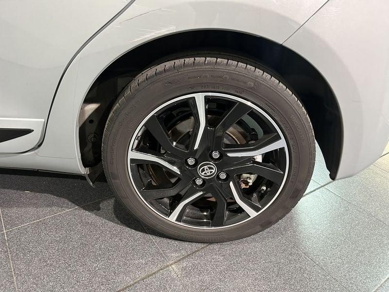 Toyota Yaris 1.5 Hybrid 5 porte Trend "Grey Edition"X NEOPATENTATI