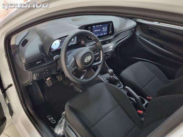 HYUNDAI i20 1.2 MPI MT GPL Connectline MY 25 KM0