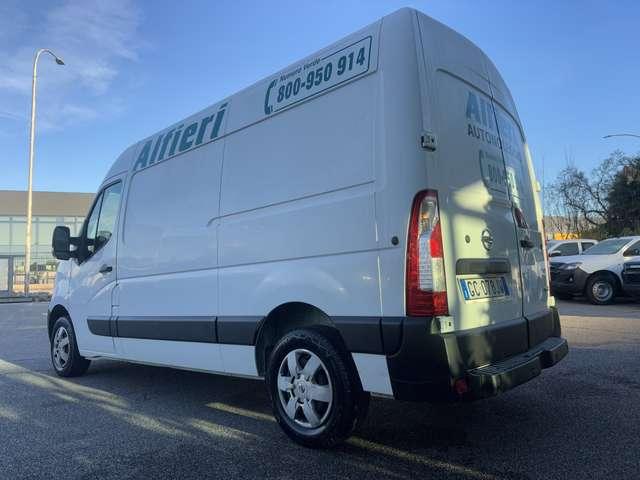 Nissan NV400 35 2.3dCi FurgL2H2 130cv E6B 3000x1780x1900 kg1381