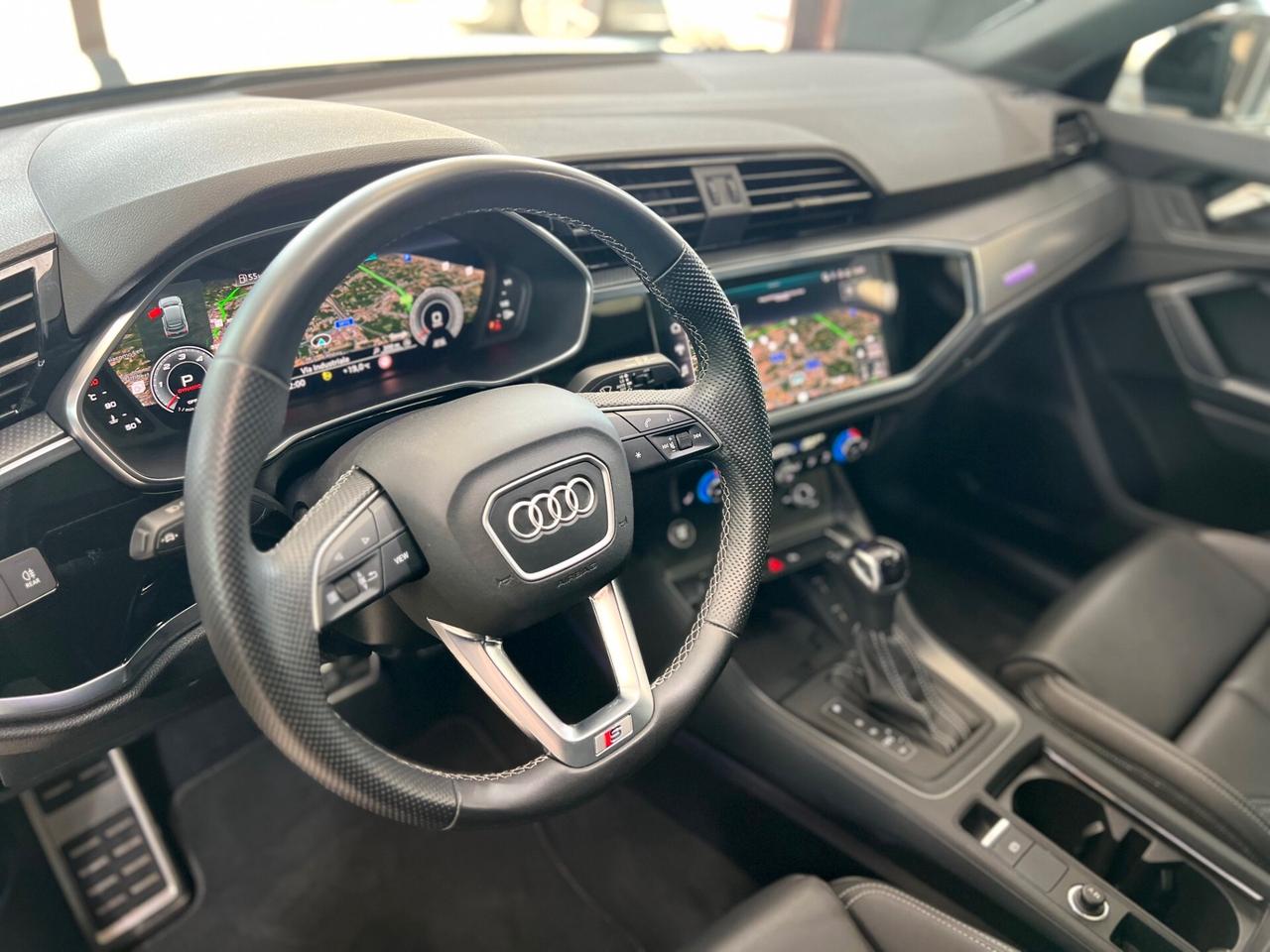 Audi Q3 Sportback, 35 2.0 tdi Identity Black quattro s-tronic
