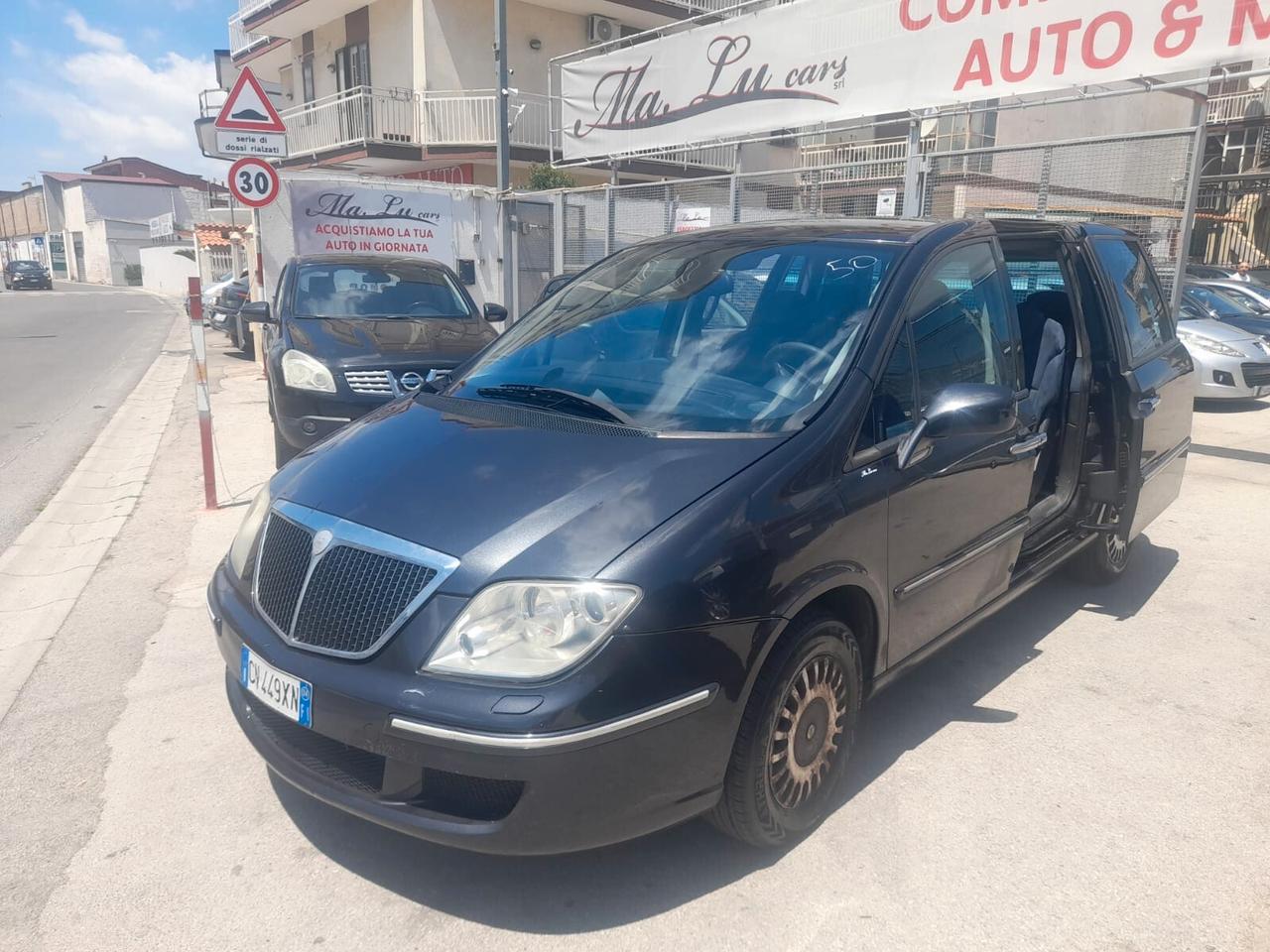 Lancia Phedra 2.2cc diesel(PRIVATO)-2004