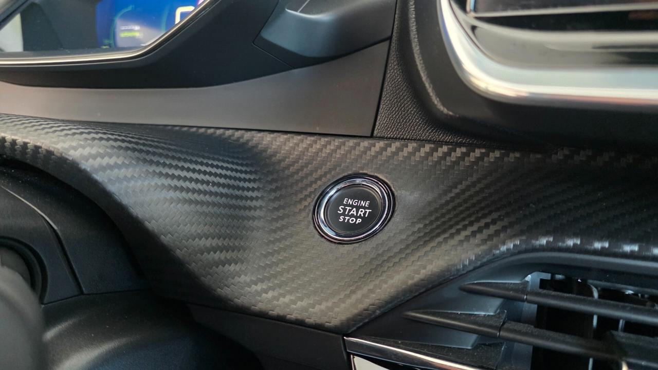 Peugeot 2008 BlueHDi 130 S&S EAT8 GT