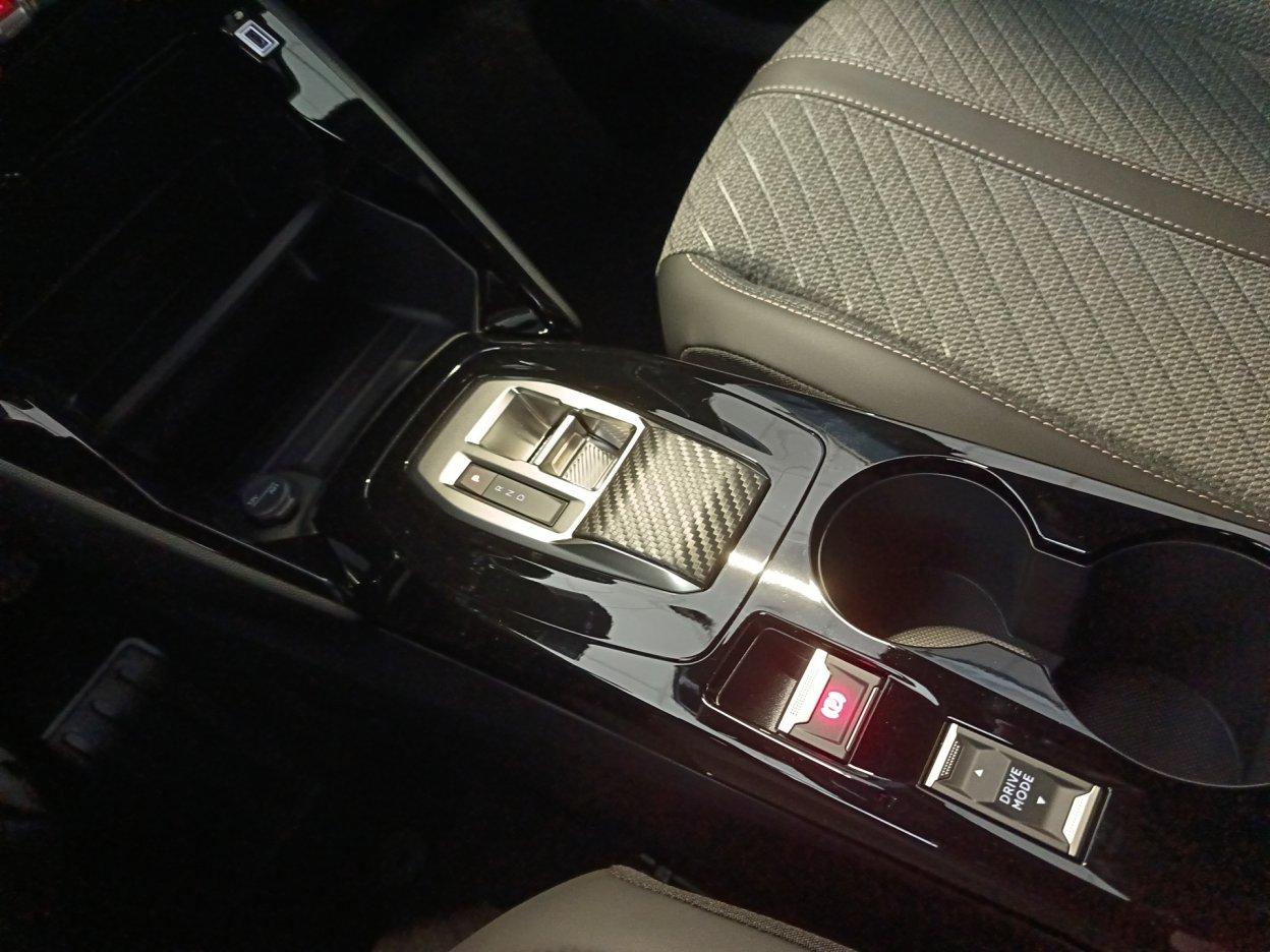 PEUGEOT 2008 2ª serie - 2008 Hybrid 110 e-DCS6 Allure