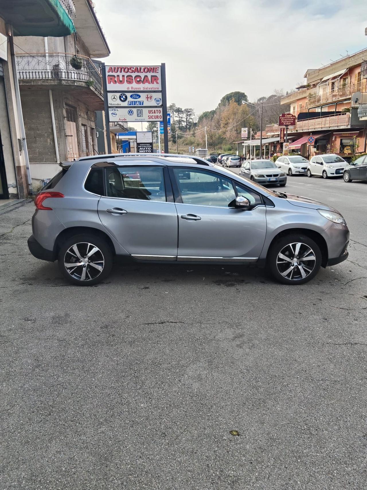 Peugeot 2008 1.6 e-HDi 115 CV Stop&Start Allure