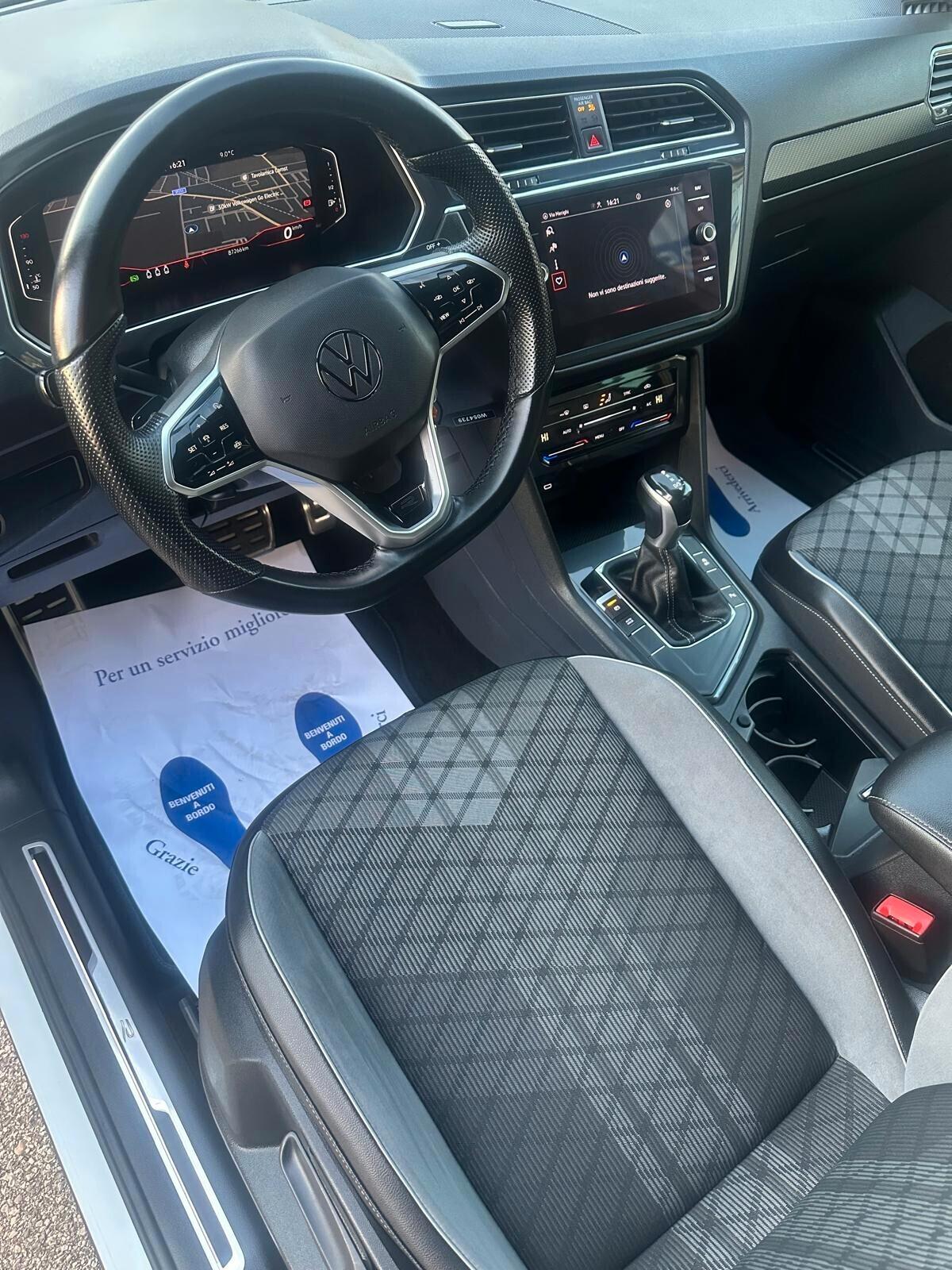 Volkswagen Tiguan 2.0 TDI 150 CV SCR DSG R-Line