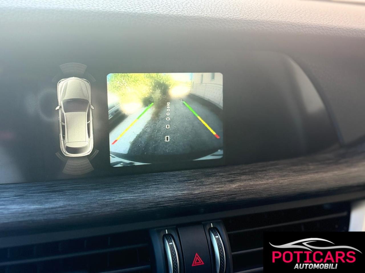 Alfa Romeo Stelvio 2.2 Turbodiesel 190 CV AT8 Q4 Business