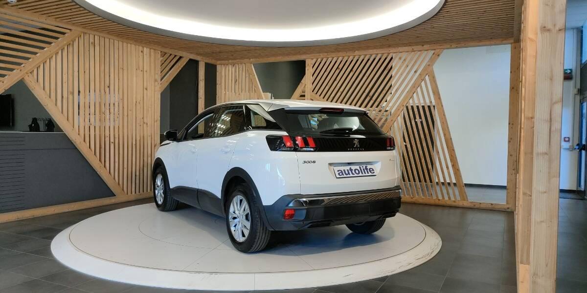 Peugeot 3008 1.5 bluehdi Business s&s 130cv eat8