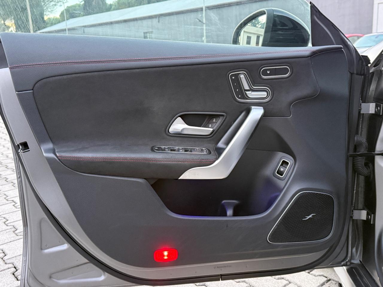 MERCEDES BENZ CLASSE CLA 250 BENZINA TETTO FULL FULL GRIGIO OPACO UNICOPROPRIETARIO TAGLIANDI MERCEDES BENZ 2021