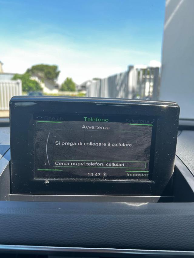 AUDI Q3 2.0 TDI 120 CV Business