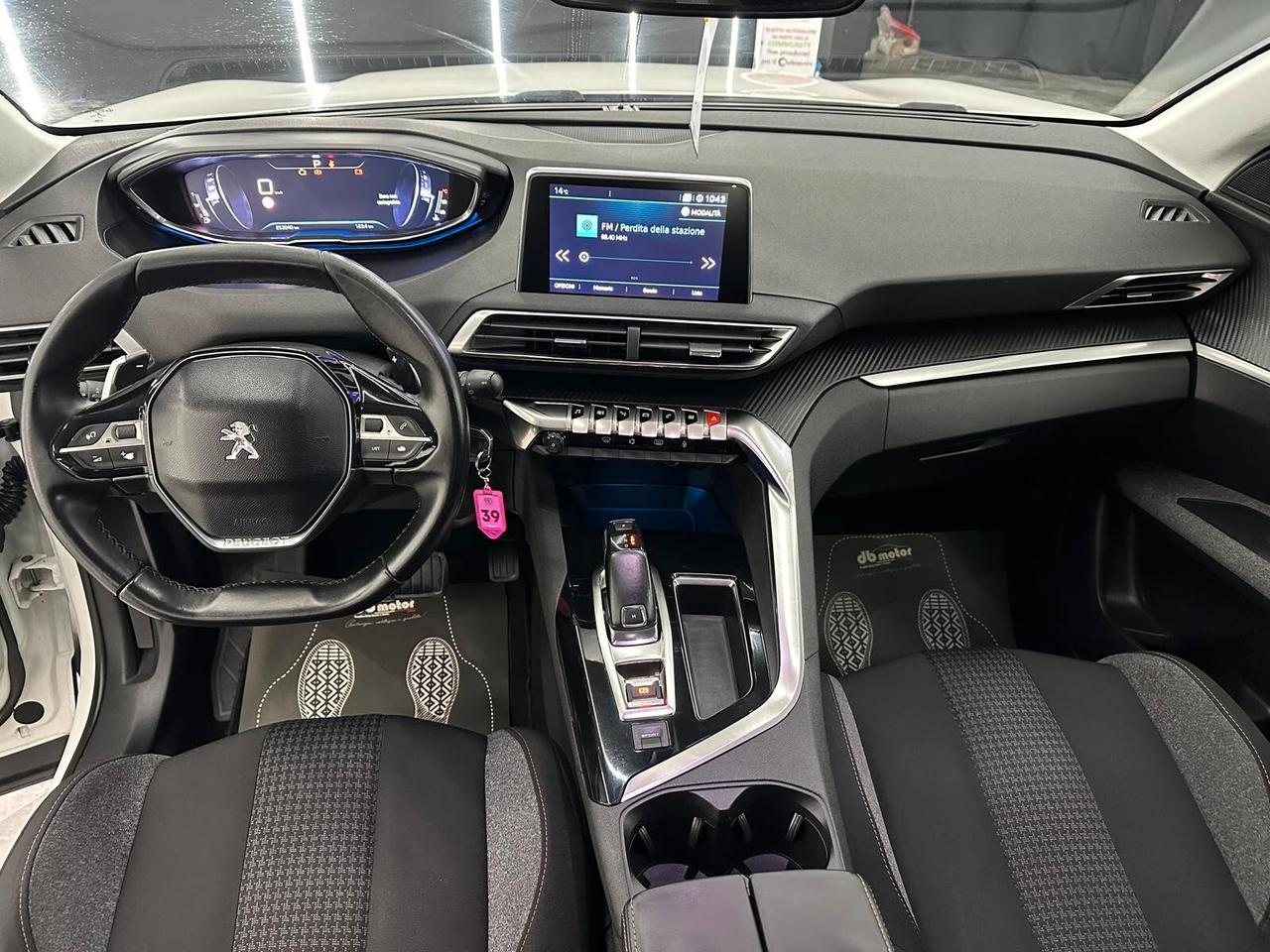 Peugeot 3008 BlueHDi 120 S&S Business