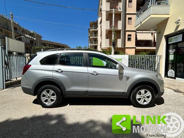 CHEVROLET Captiva .