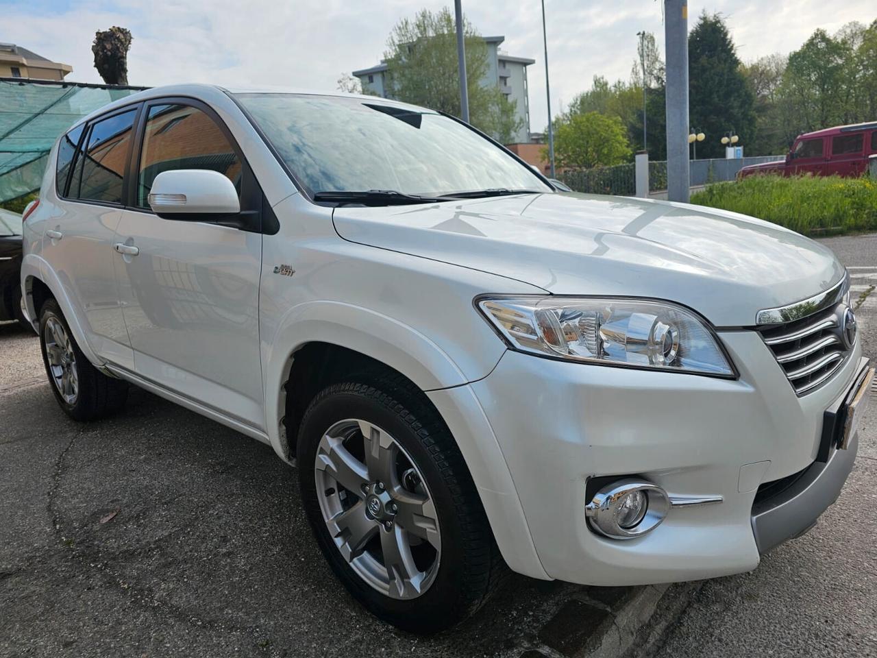 Toyota RAV4 Crossover 2.2 150cv D-Cat Executive*Pelle*Navi*Unipro*