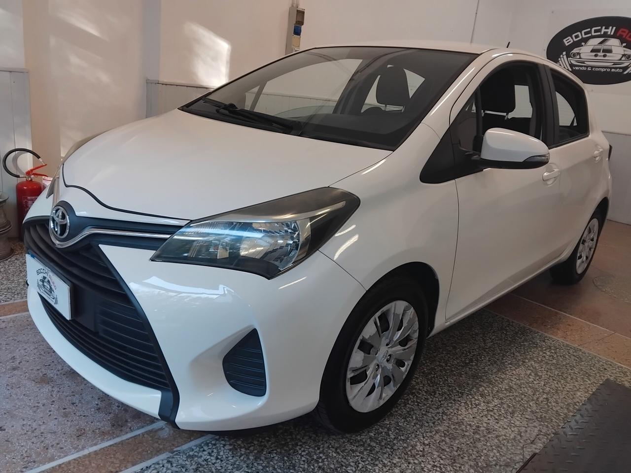 Toyota Yaris 1000 lounge
