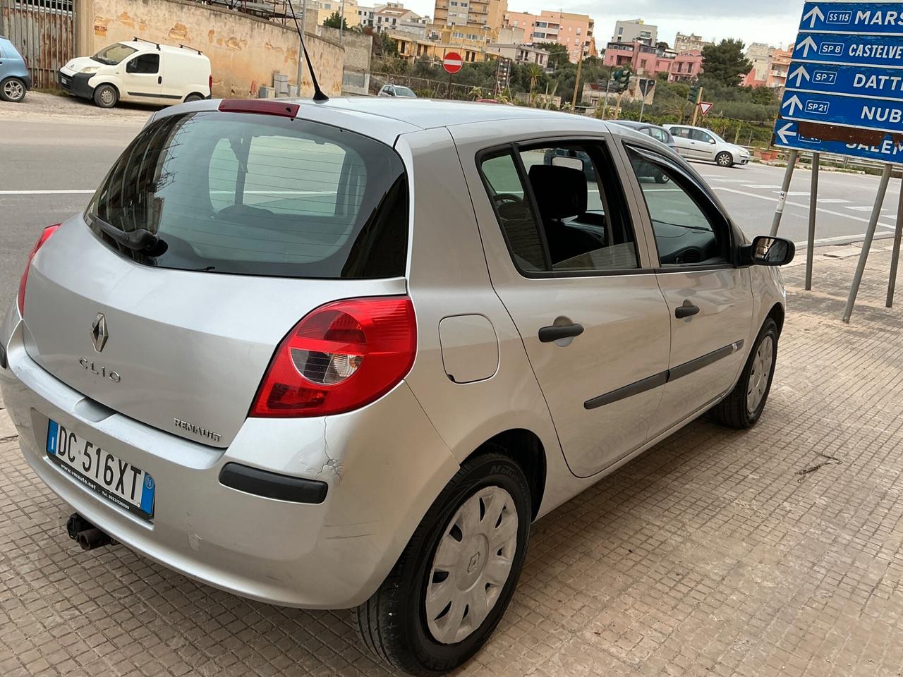Renault Clio Storia 1.2 5 porte
