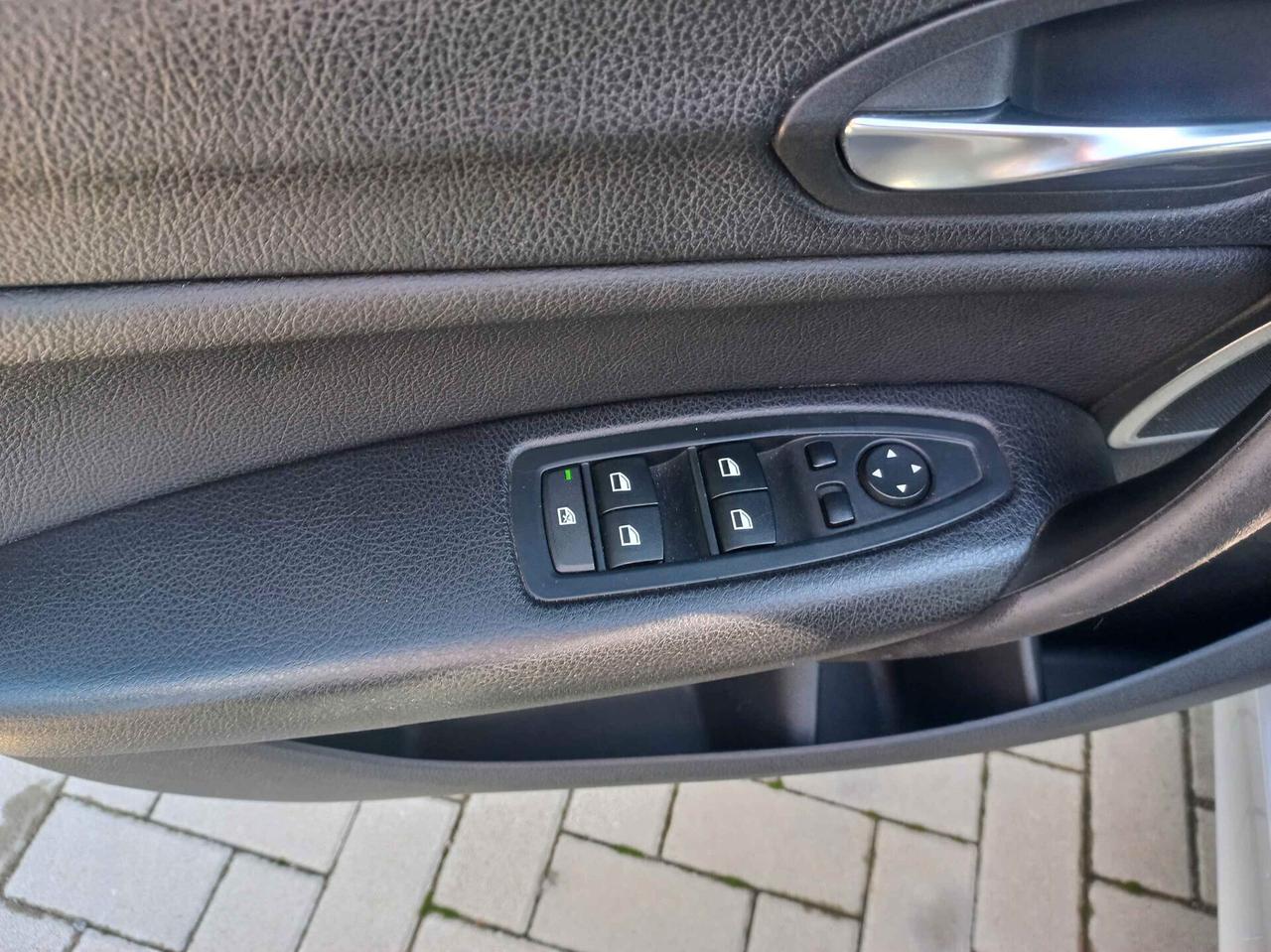 Bmw 118 118d 5p. Business
