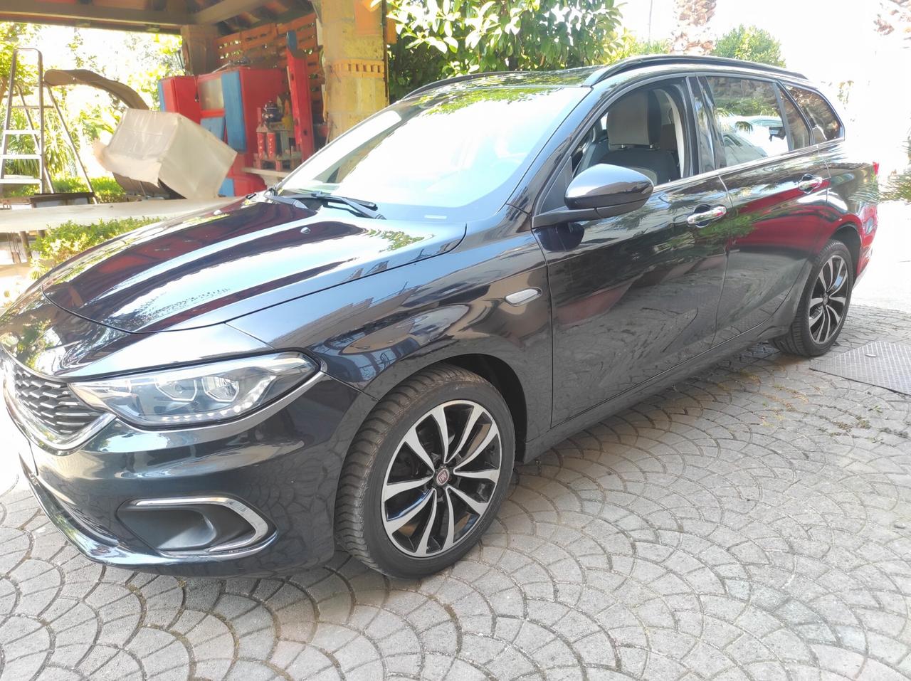 Fiat Tipo 2017 1.6 Mtj 120cv Lega sensori Lounge