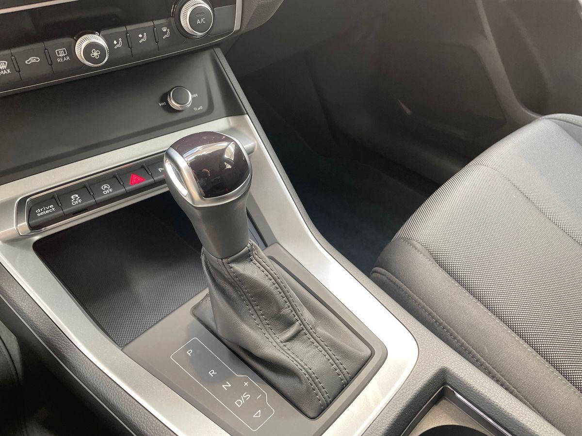 AUDI Q3 I 2019 Sportback - Q3 Sportback 35 2.0 tdi Business Plus s-tronic