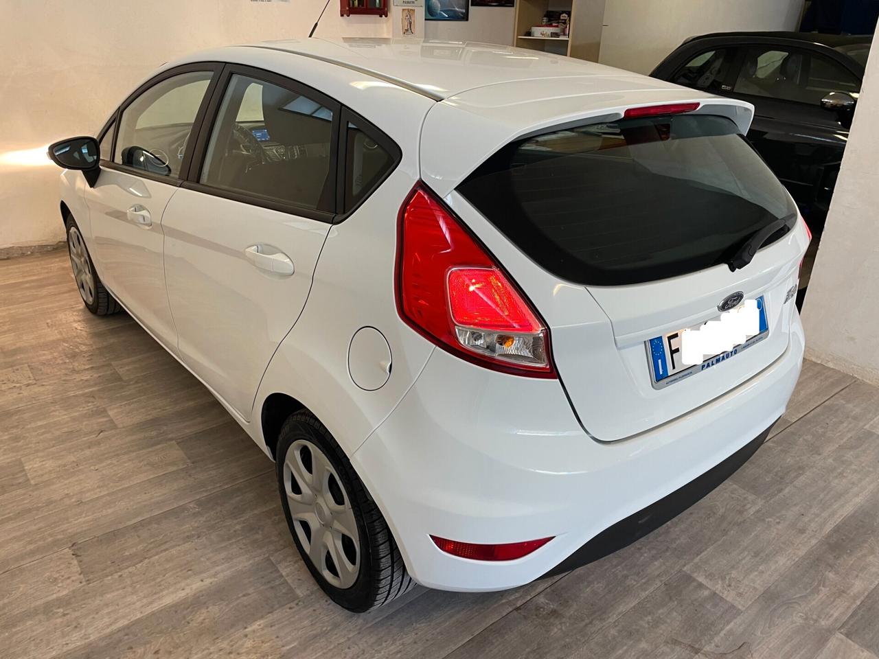 Ford Fiesta 1.5 TDCi 75CV 5 porte ST-Line Full Neopatentati Euro 6