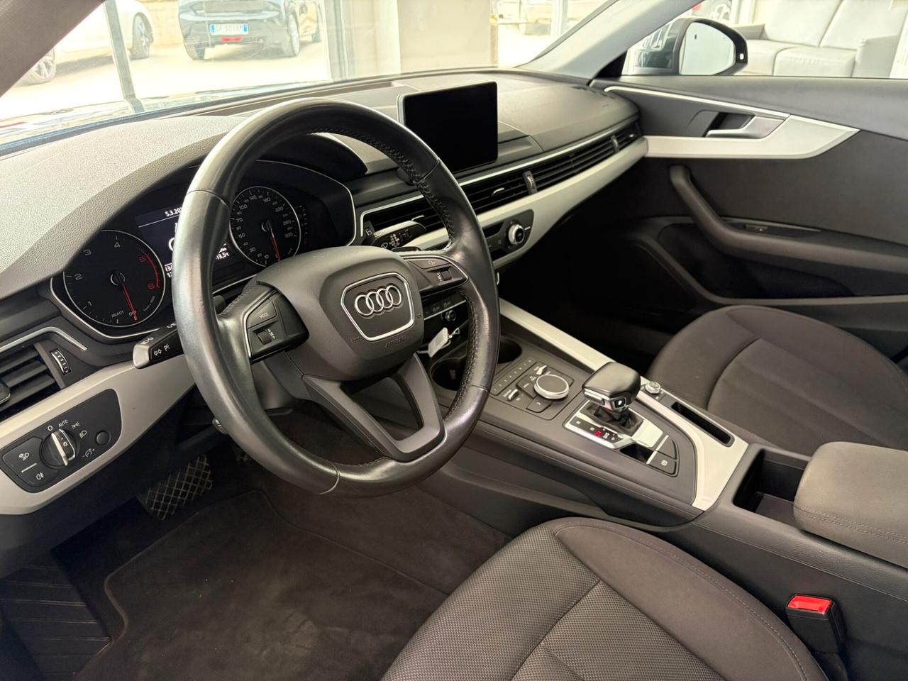 Audi A4 2.0 TDI 150 CV S tronic Business