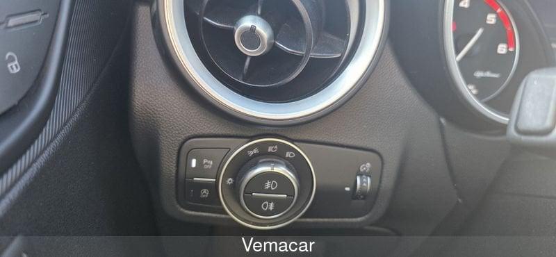 Alfa Romeo Stelvio 2.2 TDS 210CV Veloce AT8 Q4 con blocco differenziale