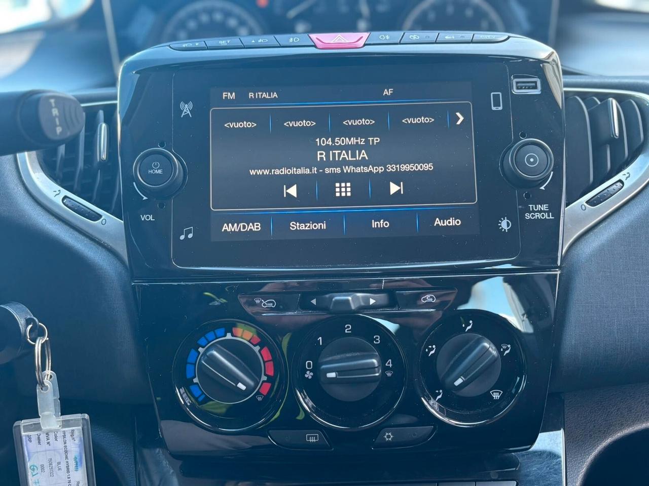 Lancia Ypsilon 1.0 FireFly 5 porte S&S Hybrid Gold