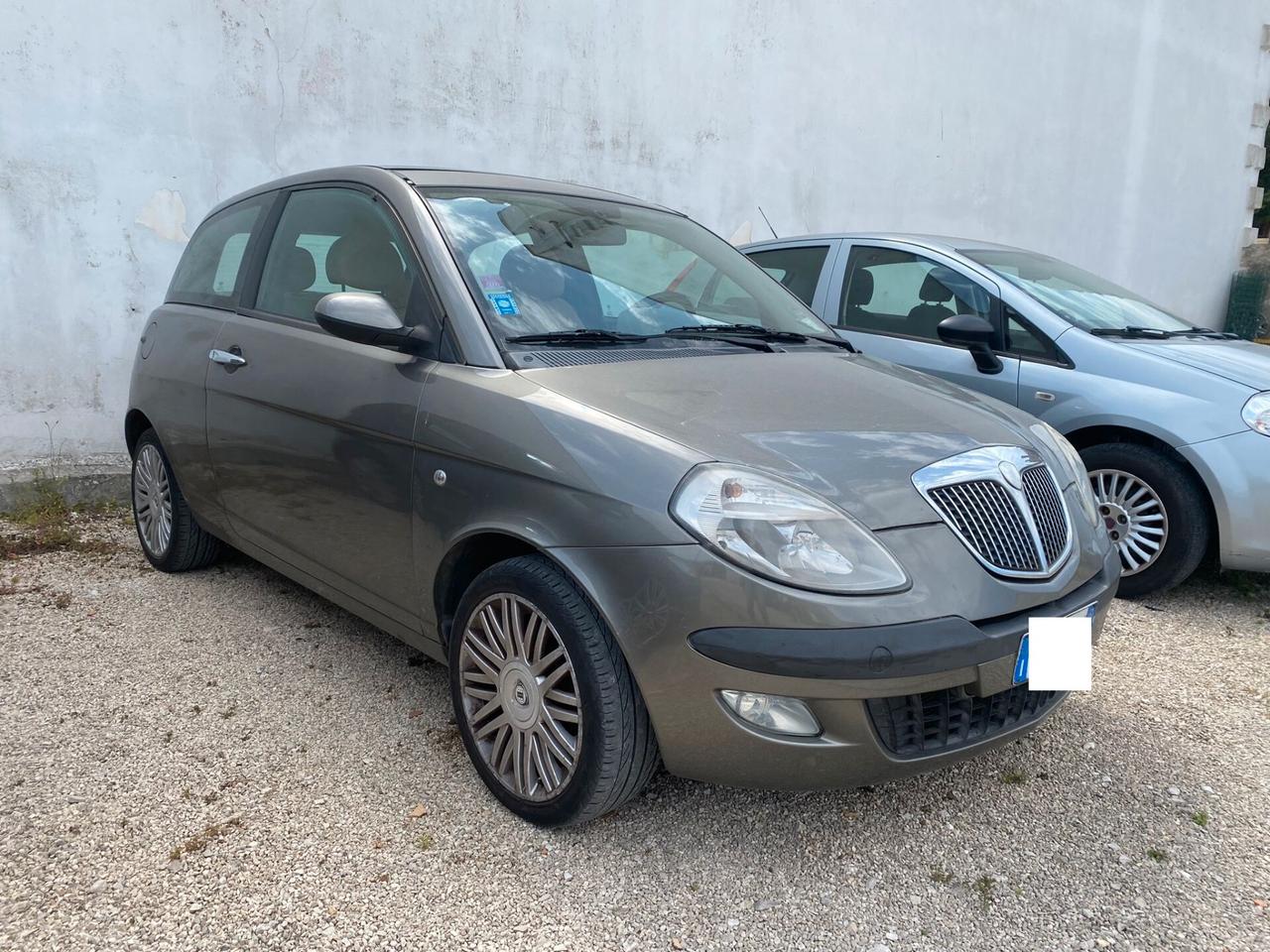 Lancia Ypsilon 1.3 Multijet 16V Argento