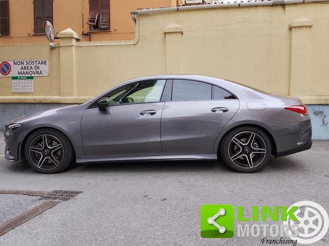 MERCEDES-BENZ CLA 200 d Automatic Premium AMG BlackPack