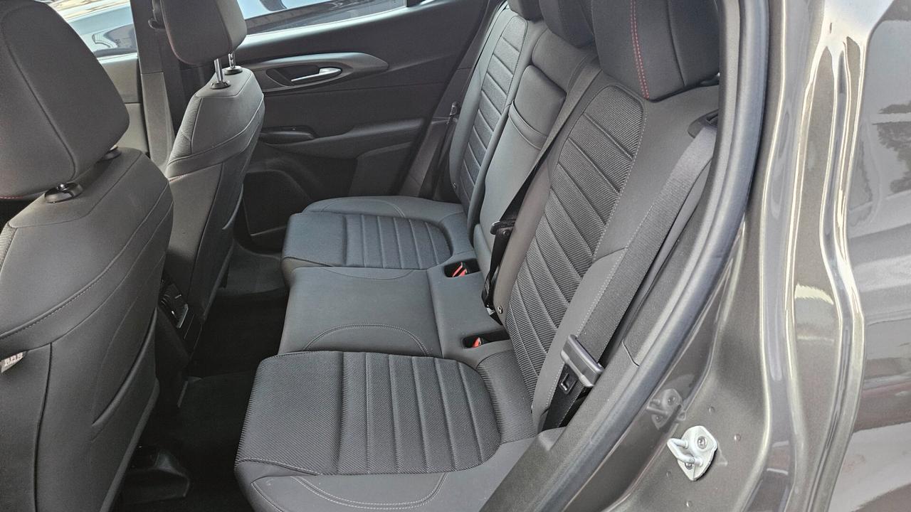 Alfa Romeo Tonale 1.5 hybrid 130cv tct7 CRUISE ADATT-NAVY-DAB-18"