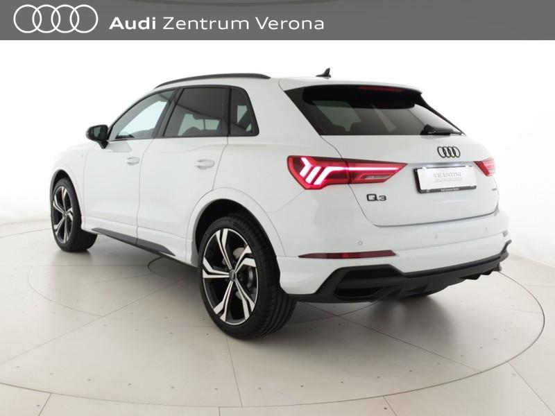 40TDI 193CV quattro S tronic Identity Black