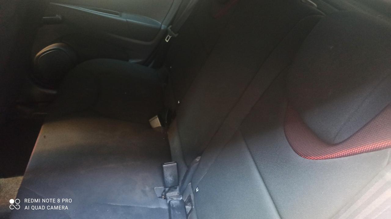 Renault Clio 1.2 75CV GPL 5 porte Costume National