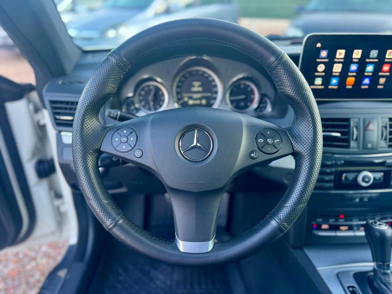 Mercedes-benz E 220 CDI Coupé BlueEFFICIENCY Avantgarde Automatica