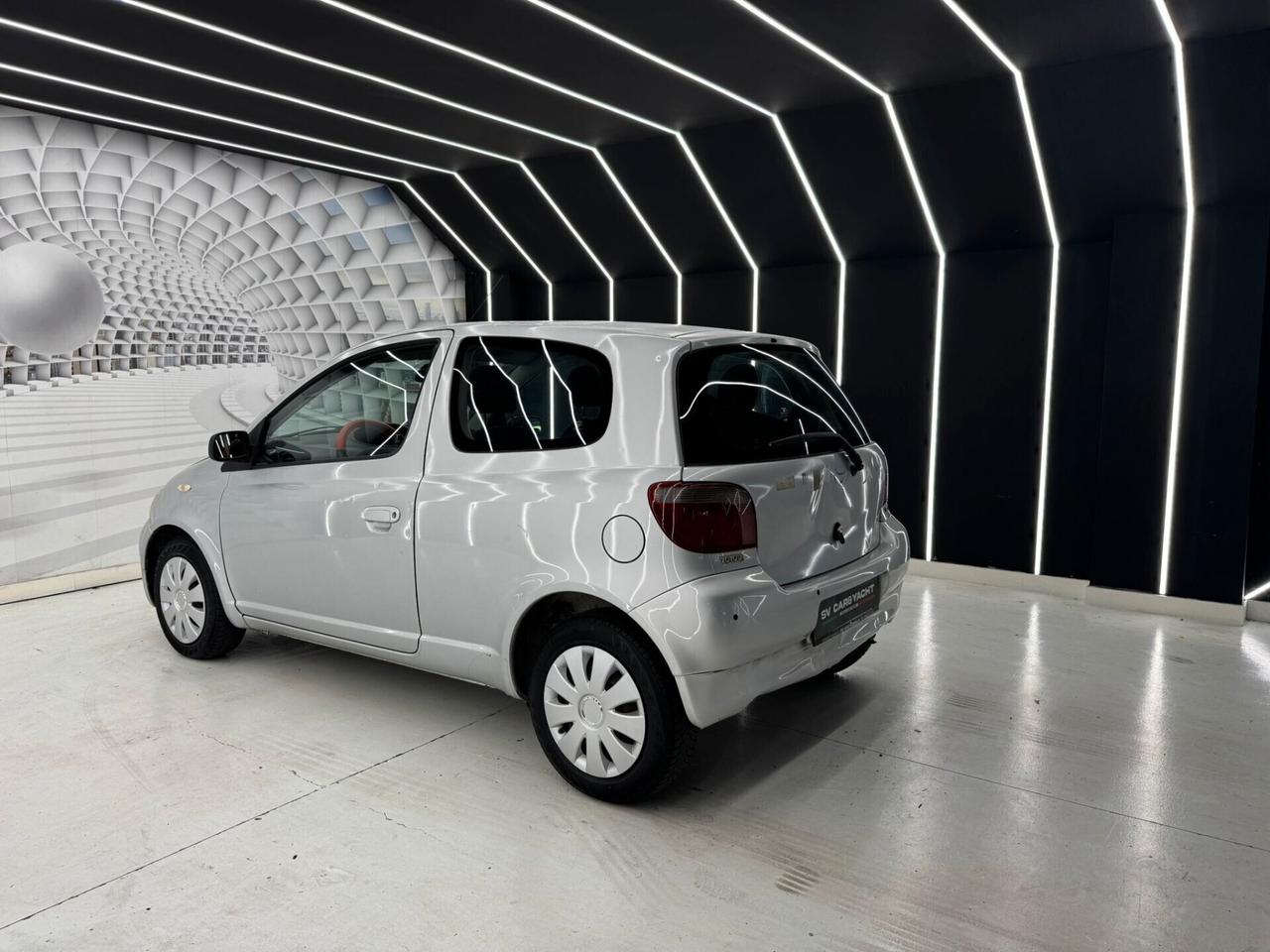Toyota Yaris 1.0i 16V -KM CERTIFICATI-PERMUTE